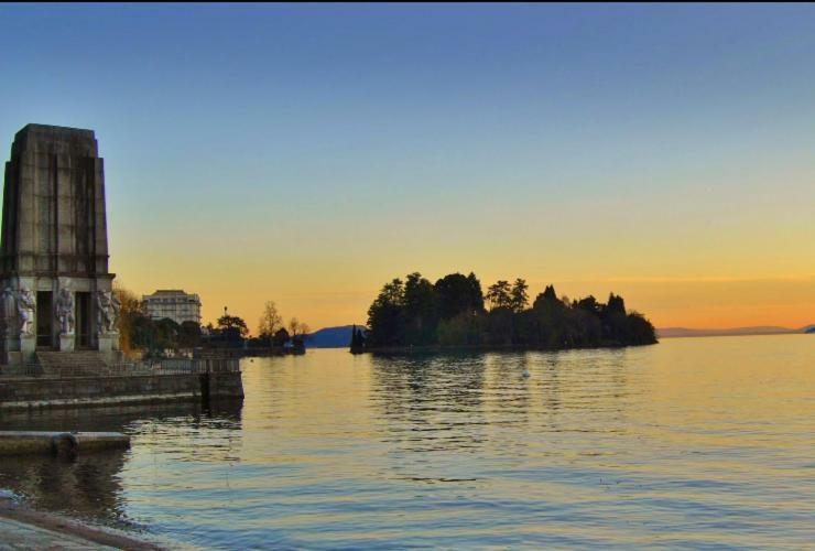 Marina Apartment & Suite Verbania Bagian luar foto